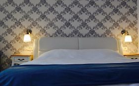 Lovelystay Oldtown Studio